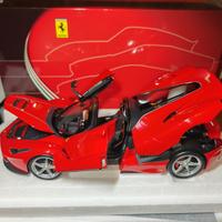 FERRARI LAFERRARI APERTA 1:18 BBR MODELS