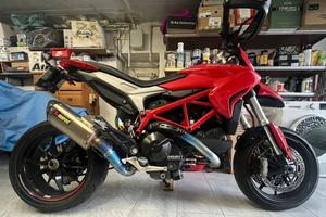 Ducati hypermotard 939