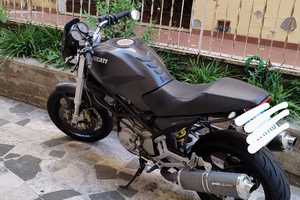 Ducati Monster 600