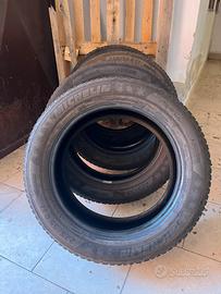 Pneumatici  invernali 225 55 R17 michelin alpine