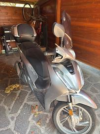 HONDA SH150i ABS 2017- SOLO 3300 km originali