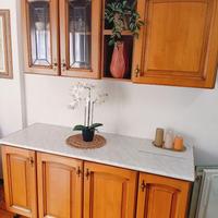 CREDENZA + PENSILI con top resistente