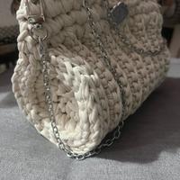 Borsa fatta al uncinetto