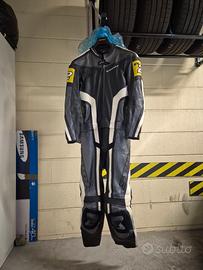 Tuta pelle Spidi R2 2 pezzi + Paraschiena Dainese