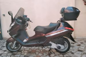 Piaggio X8 200cc