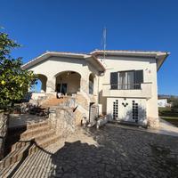 VILLA SINGOLA A GENZANO DI ROMA