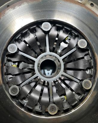 Kit volano e frizione Opel Astra j 1.7 cdti