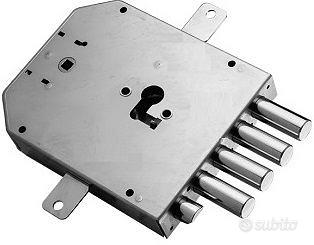 Serratura a cilindro europeo Mottura 4 perni 25