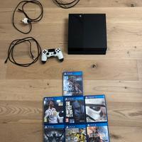 PS4 500 GB + 1 controller + 7 giochi