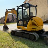 Escavatore jcb
