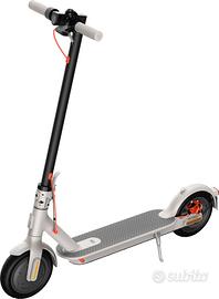 Monopattino elettrico Xiaomi Electric Scooter 3