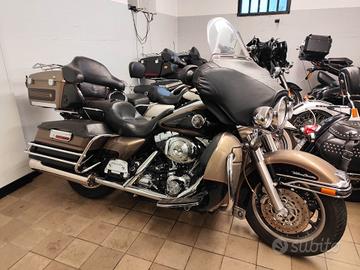 Harley-davidson FLHTCU Ultra Classic Electra Glide
