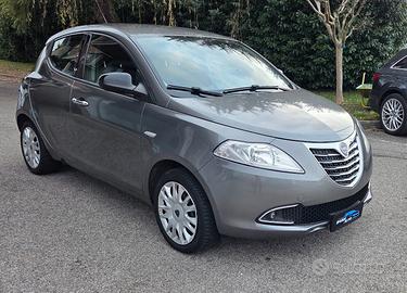 Lancia Ypsilon 1.2 69 CV 5 porte GPL EURO6 Elefant