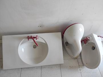 Set Sanitari in ceramica Bagno
