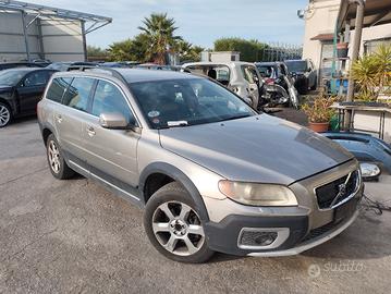 VOLVO XC70 ricambi usati 