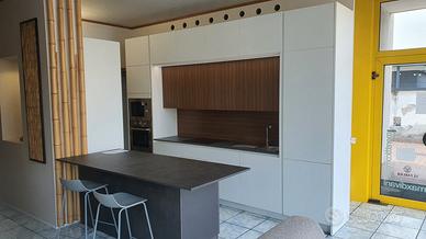 cucina l.370 x h.262 completa di elettrodomesti