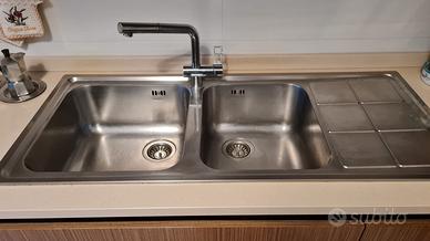 Lavello doppia vasca con gocciolatoio a dx