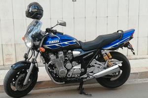 Yamaha XJR 1300 - 2000