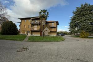 3 LOCALI A MOTTA VISCONTI