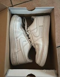 Scarpe nike bianche