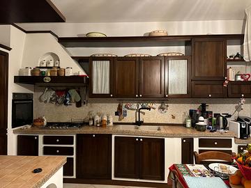 cucina in legno di noce