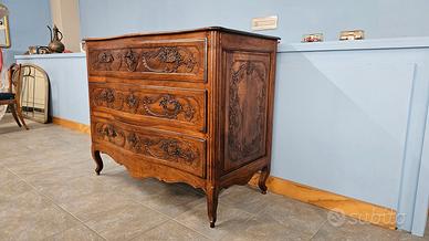 Cassettone del Settecento Luigi XV