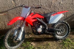 Moto crf 250 4 tempi del 2009