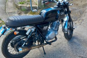 Mash 250 -  anno 2019 - 2933 km 