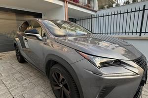 Lexus nx 300h sport