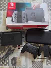 Nintendo Switch+MarioKart8+Controller Pro+Custodia