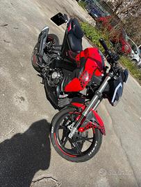 Moto rkf 125