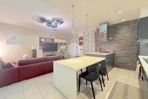 4 LOCALI A CASTEL D'AZZANO