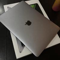 MacBook Pro 13”  TouchBar