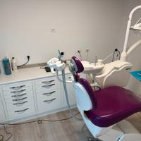 Riunito radiologico e arredo odontoiatrico