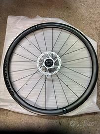 Ruota anteriore Hollowgram HG35