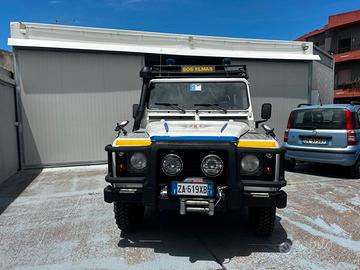 Defender 4x4