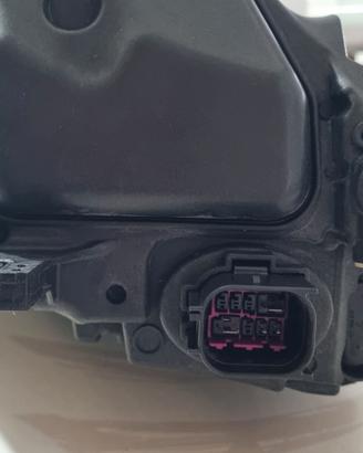 FANALE ANTERIORE  SX AUDI A4