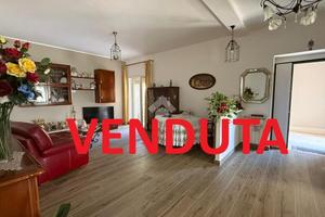 4 LOCALI A CAPENA
