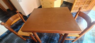 Tavolo in Legno apribile