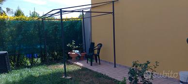Gazebo Guinon Ikea senza telo
