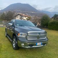 RAM 1500 V8 Laramie bifuel tetto , sosp air