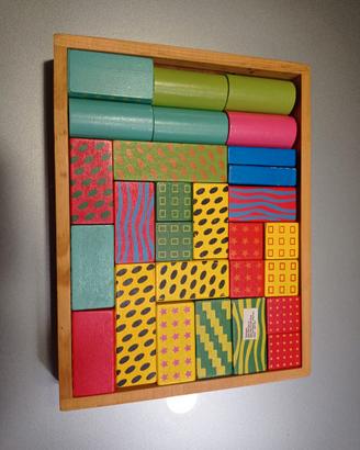 Gioco montessoriano in legno