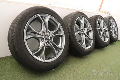 Cerchi in lega Ford Focus Grand C-Max Mondeo 17