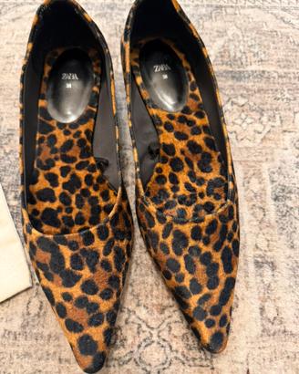 Scarpa leopardata cin tacco  basso Zara