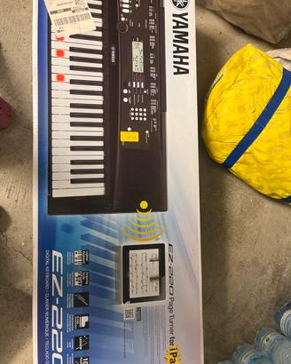 Pianola yamaha EZ-220