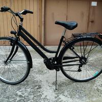 Bicicletta 28 colore nero 