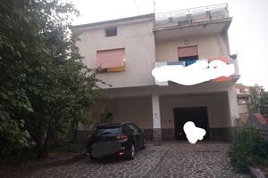 villa immersa nel verde