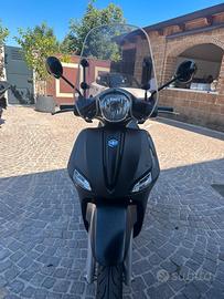 Piaggio liberty 50 S (2024) Unico proprietario