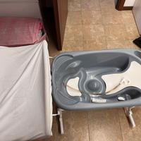 Fasciatoio e vaschetta CAM per neonati