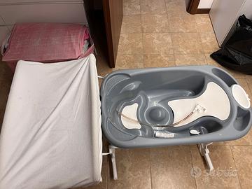 Fasciatoio e vaschetta CAM per neonati